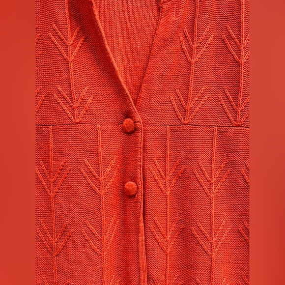 Sweater vest - Picture 3 of 8